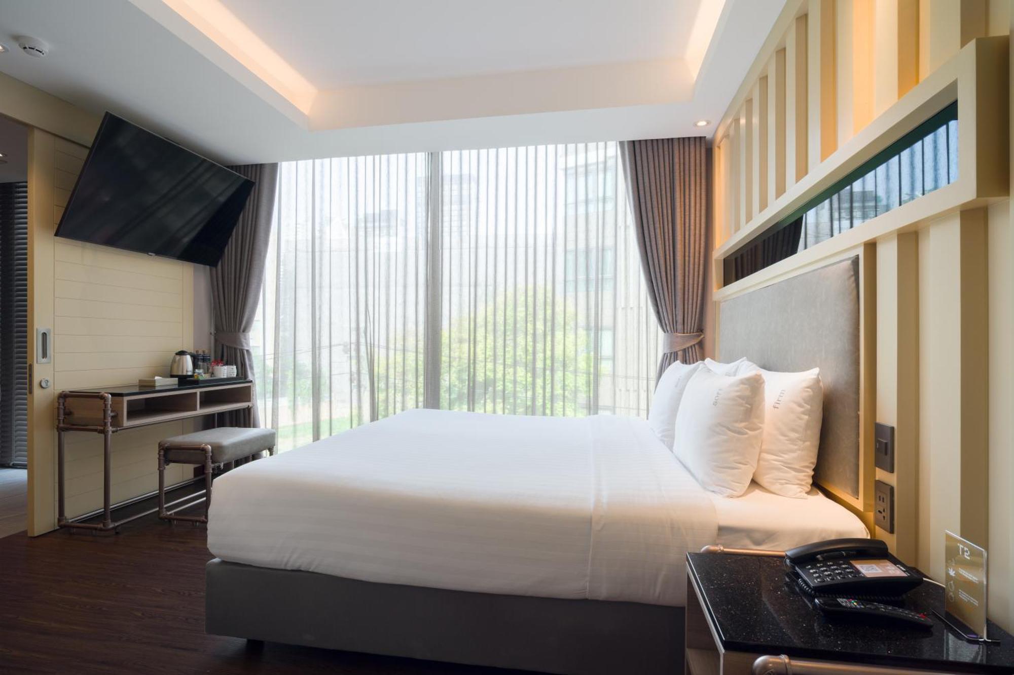 T2 The Portal Sukhumvit Hotel Bangkok Exterior photo