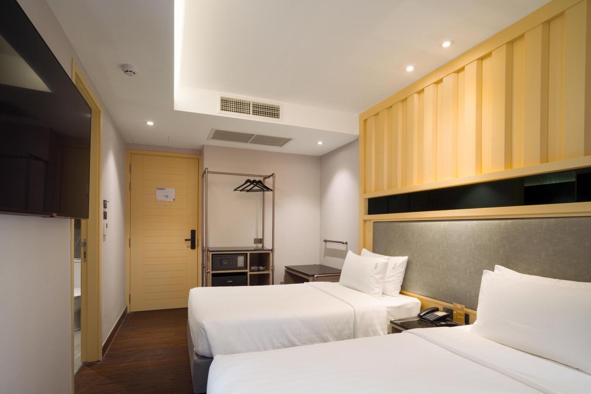 T2 The Portal Sukhumvit Hotel Bangkok Exterior photo